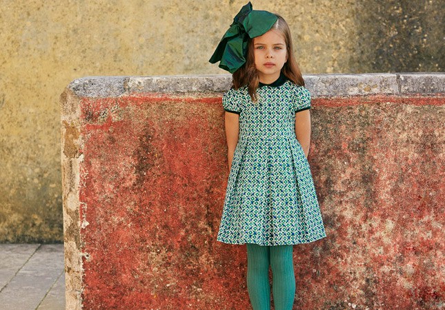 Красиво одетые дети: девочка в зеленом платье Oscar de la Renta Kids